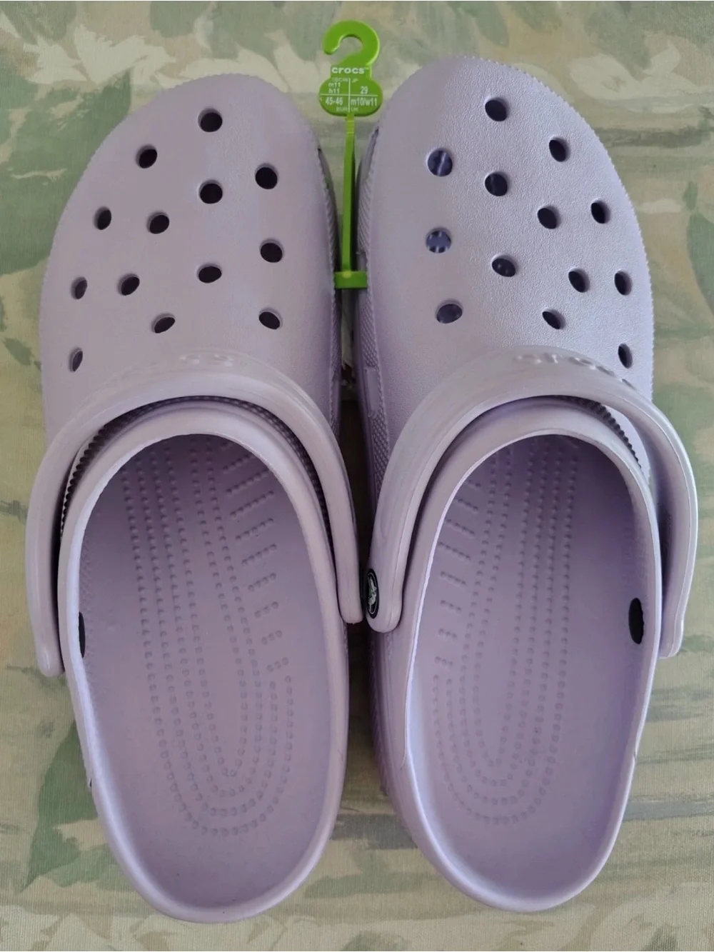 CROCS new tag